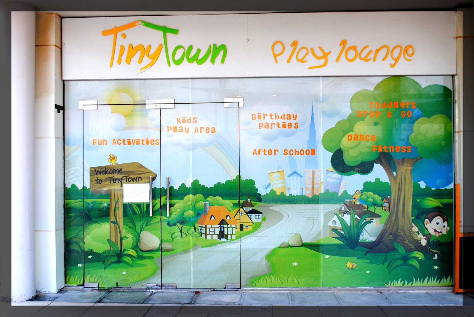 Tiny Town Play Lounge