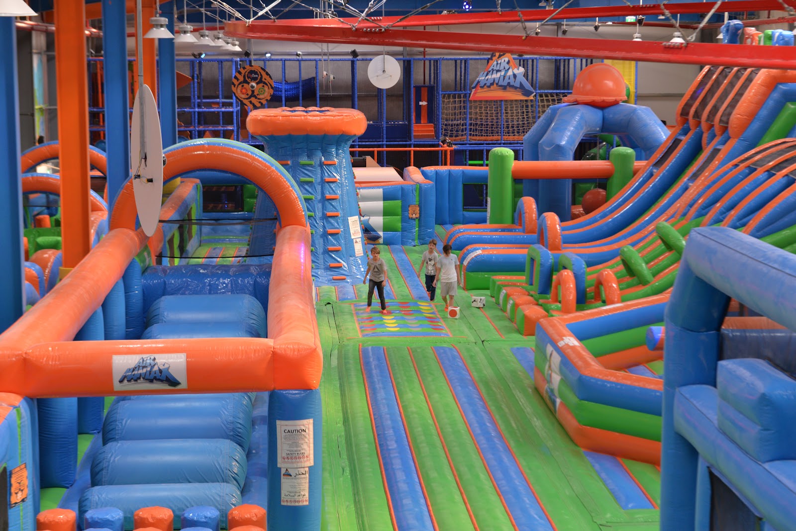 Air Maniax Dubai - Inflatable and Adventure Park