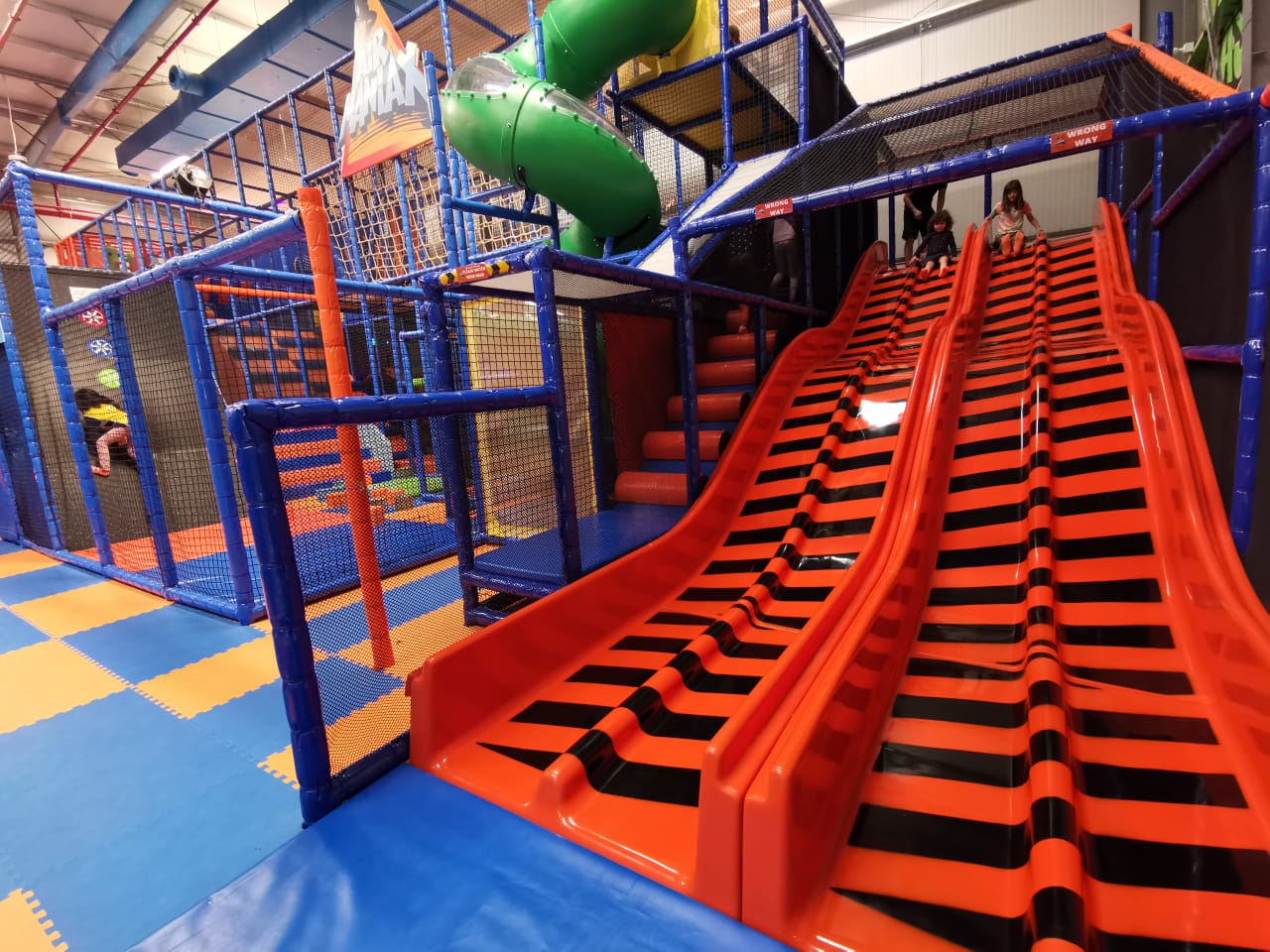 Air Maniax Dubai - Inflatable and Adventure Park